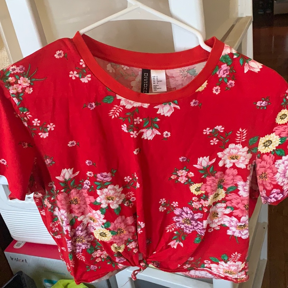 Floral h&m crop top with tie